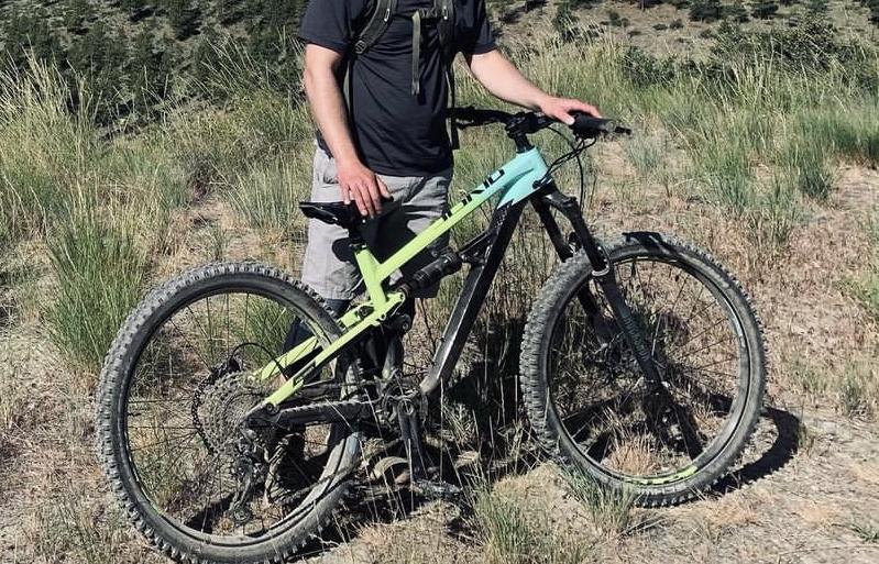 2020 Polygon Siskiu Blue and Green