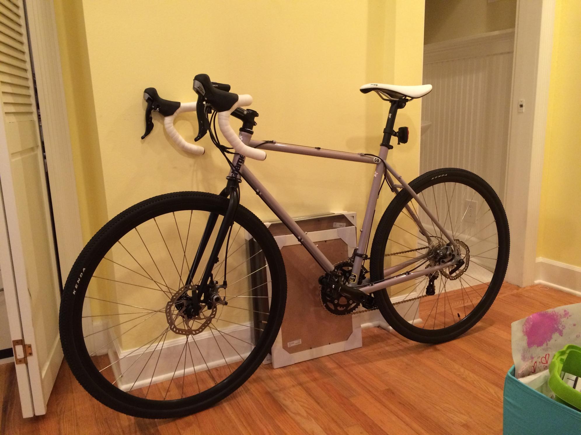 2015 Charge Charge Plug 4 Silver or Gray, Pink, and Purple