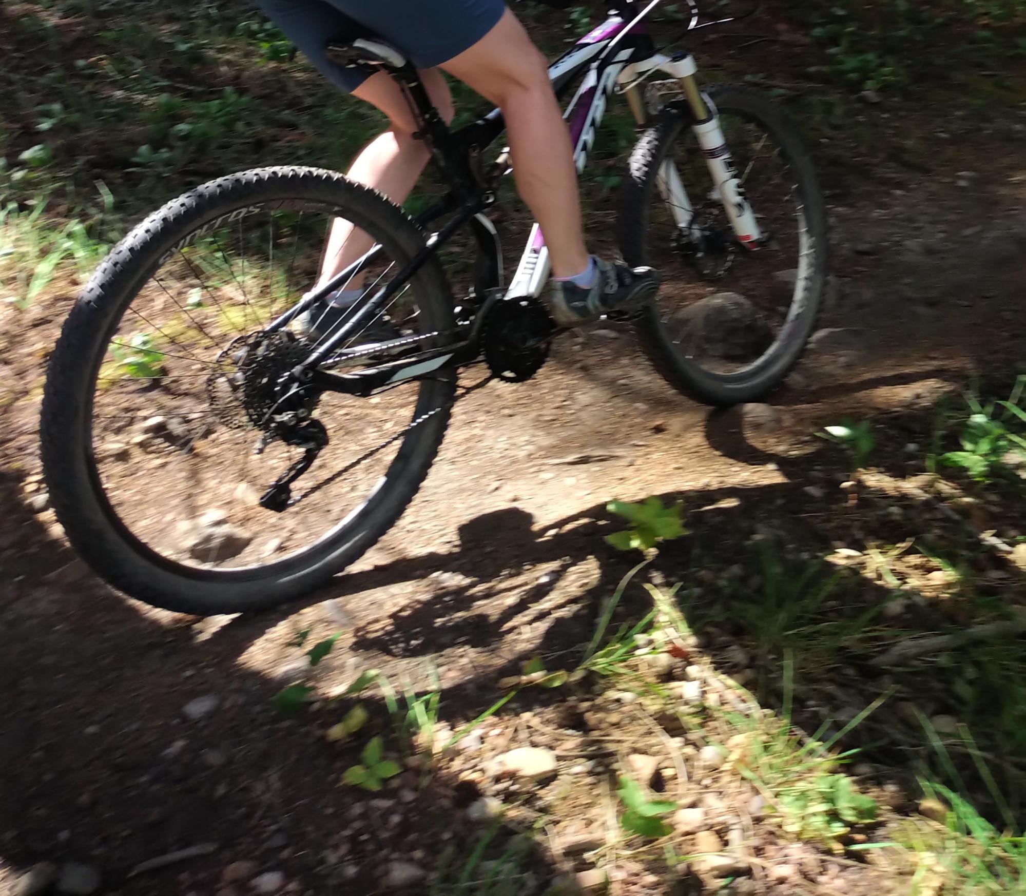 2018 SCOTT Black, Purple, and White