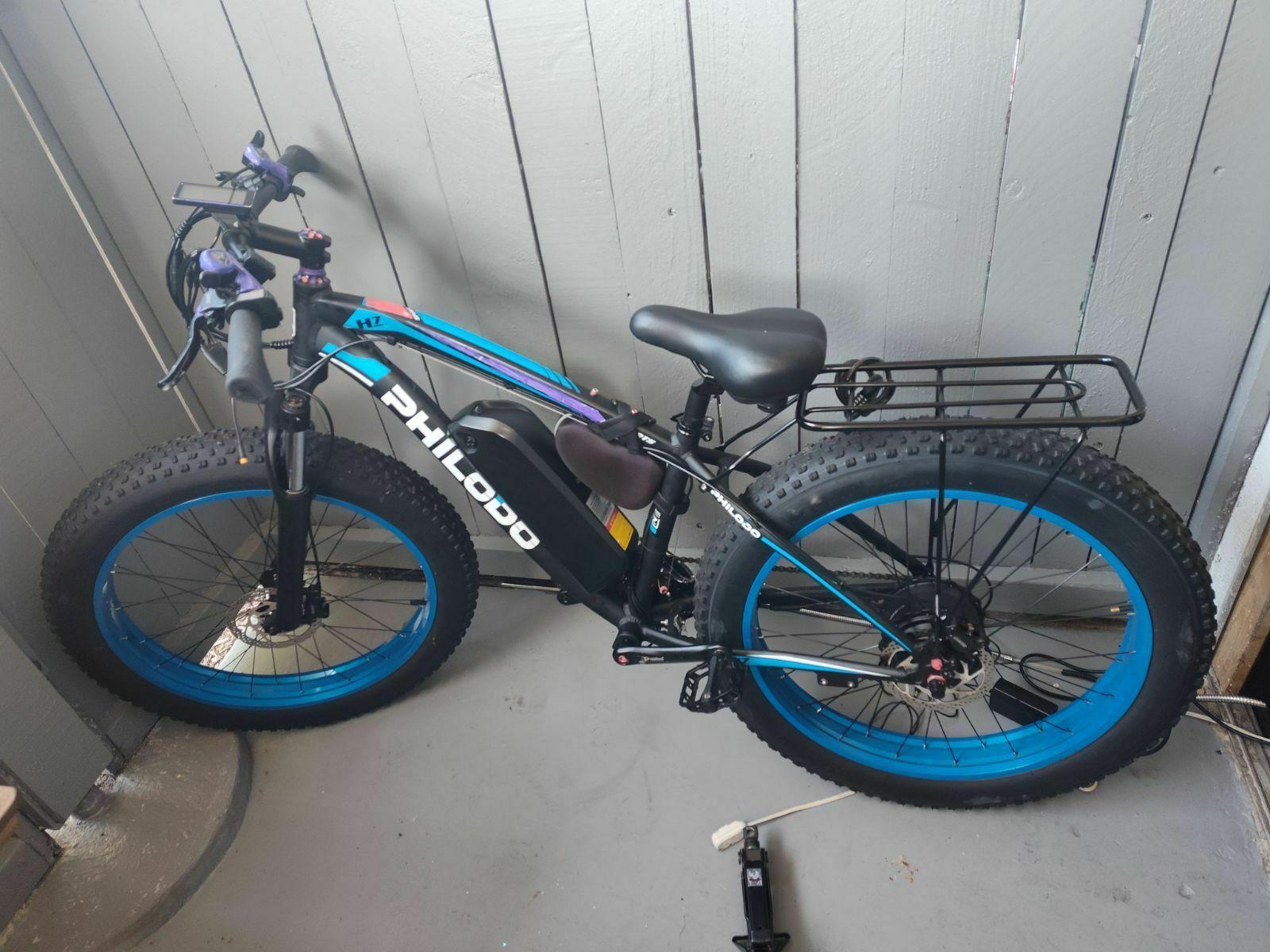 2022 PHILODO Black and Blue