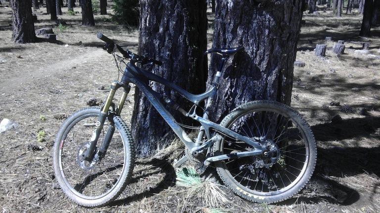 2012 Santa Cruz Nomad Carbon  Black