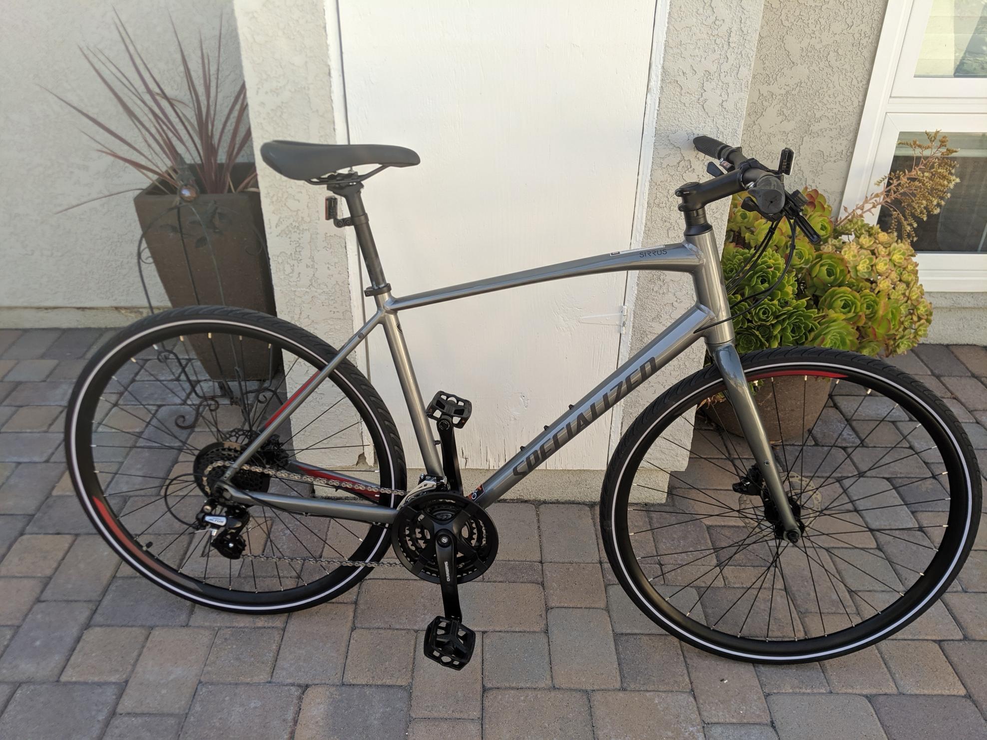 2018 Specialized Sirrus Alloy Disc Silver, gray or bare metal