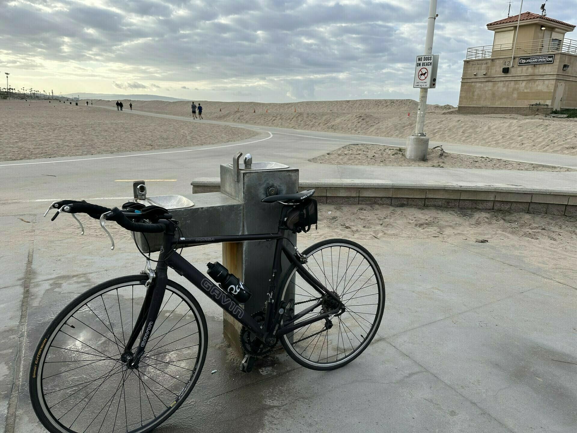 2011 Gavin Corsa Black