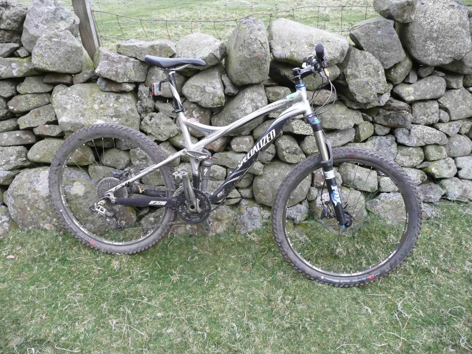 2007 Specialized Stumpjumper FSR Pro Silver or Gray