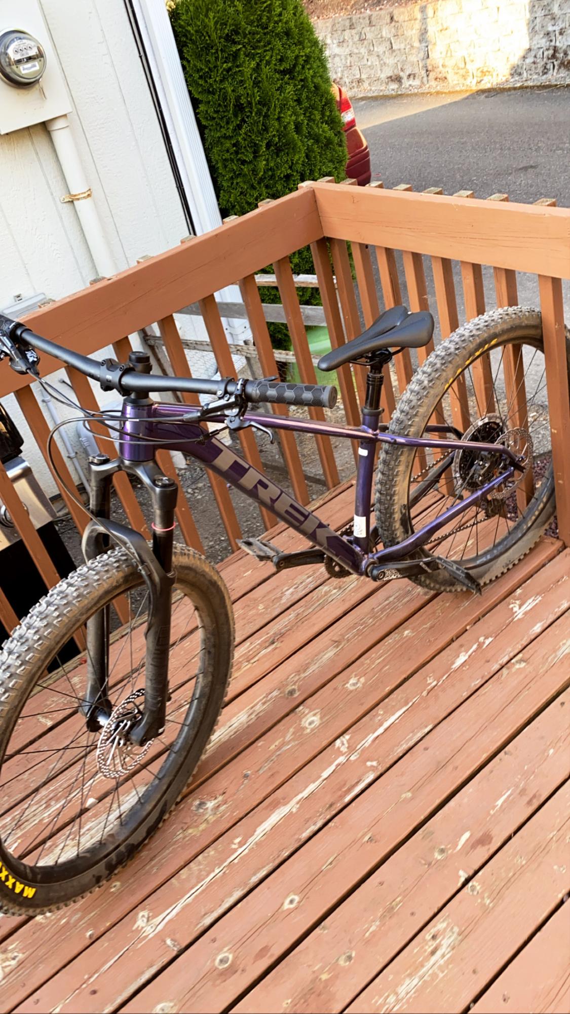 2020 Trek Roscoe 9 Purple
