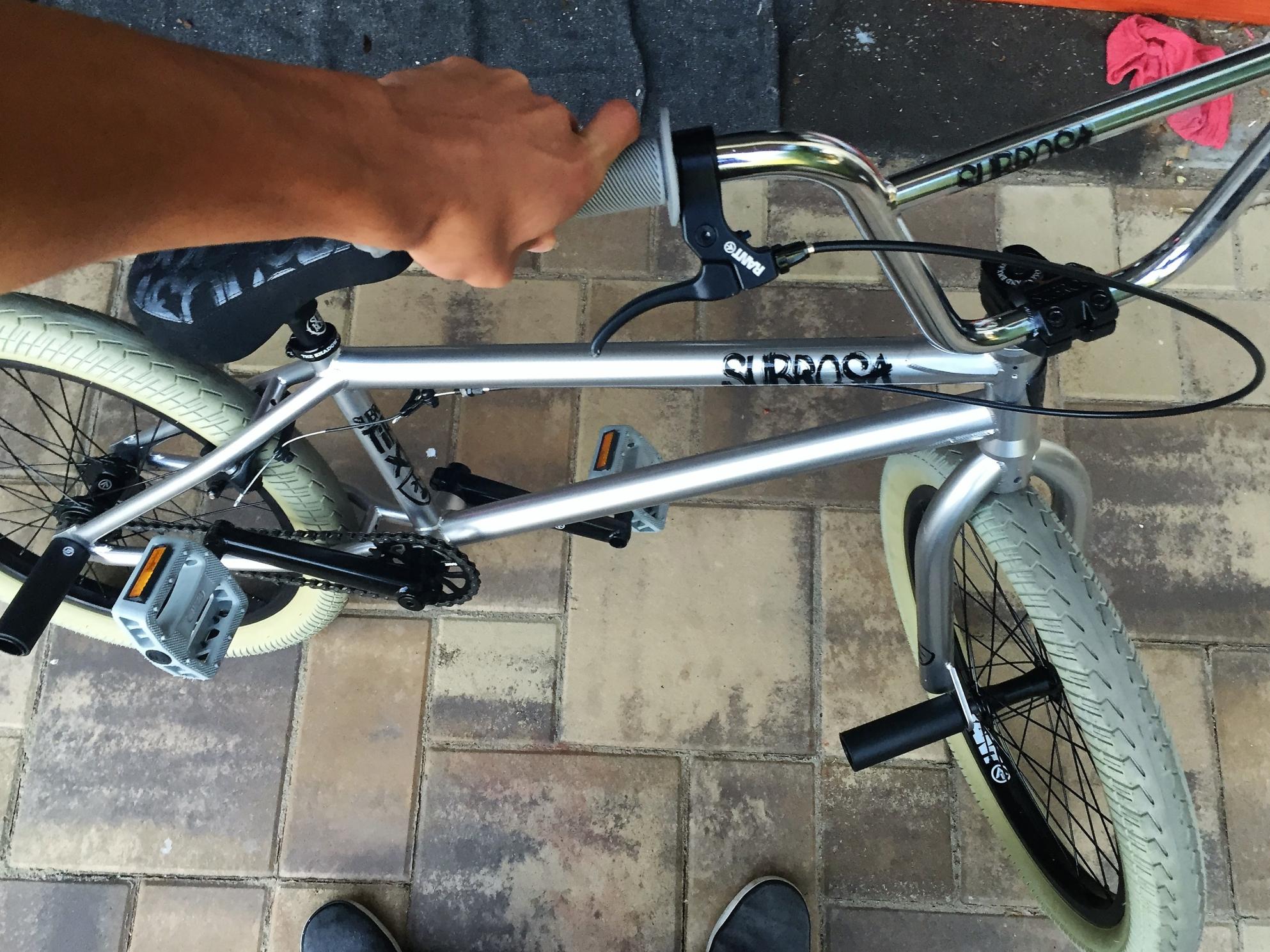 2016 Subrosa Tiro XL Silver or Gray