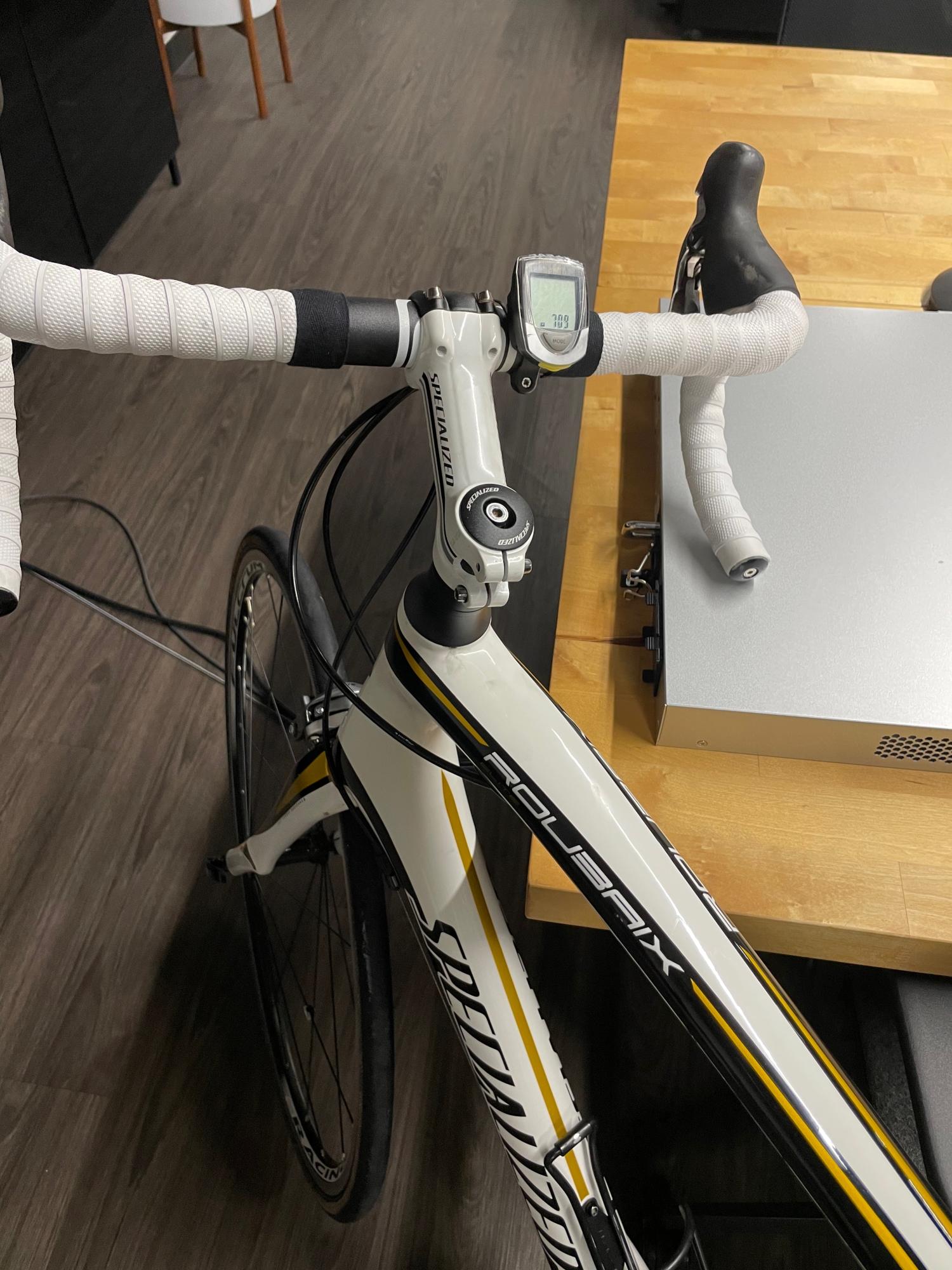 2013 Specialized Roubaix SL4 Elite 105 White, Black, and Yellow or Gold