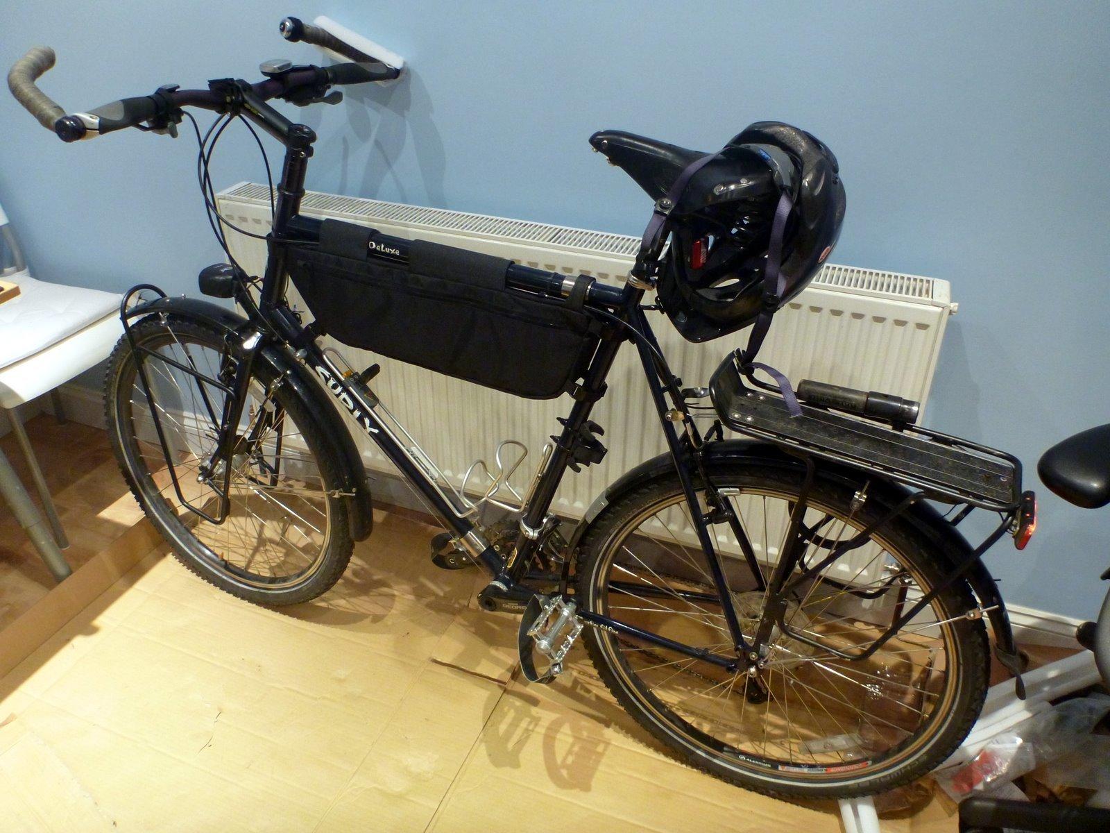 2011 Surly Trucker Deluxe Blue