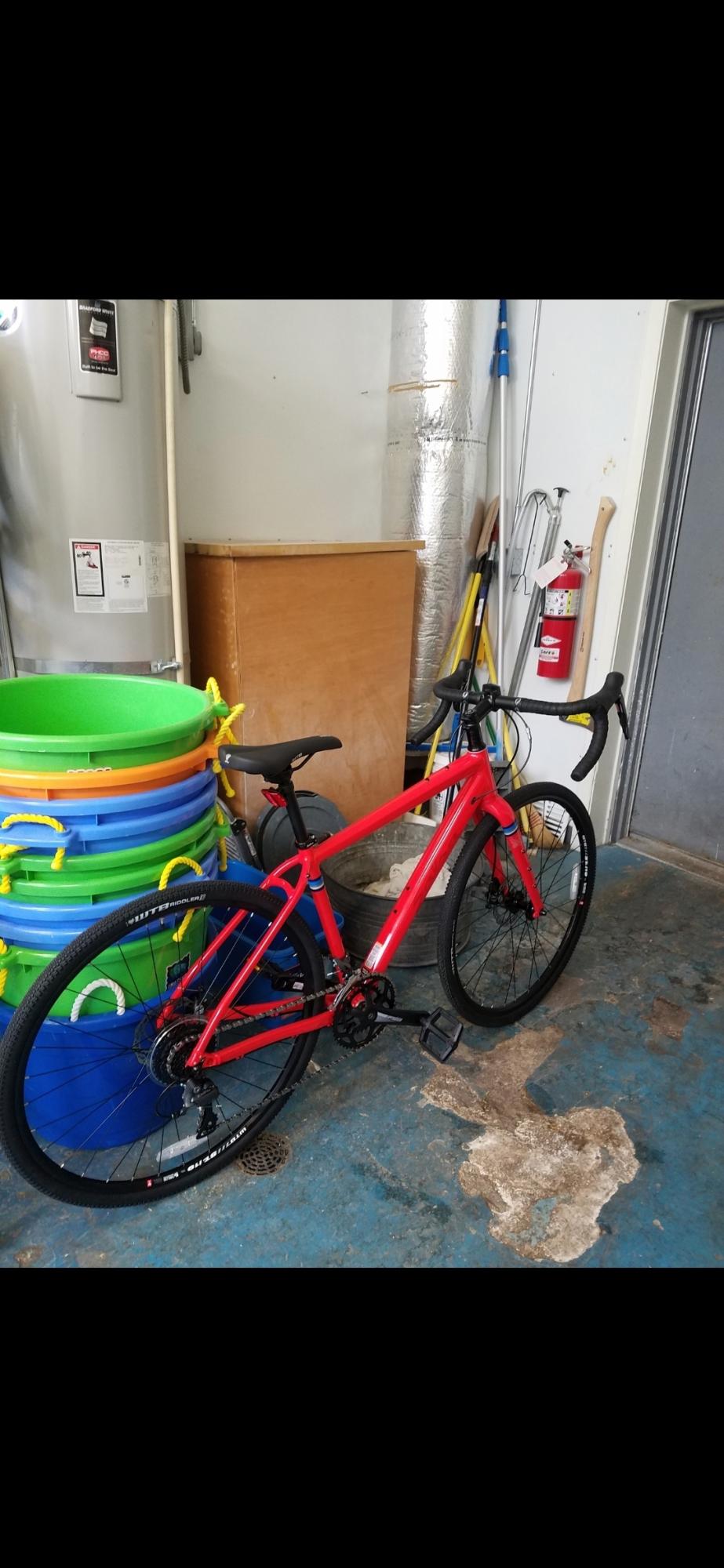 Salsa Journeyman Red