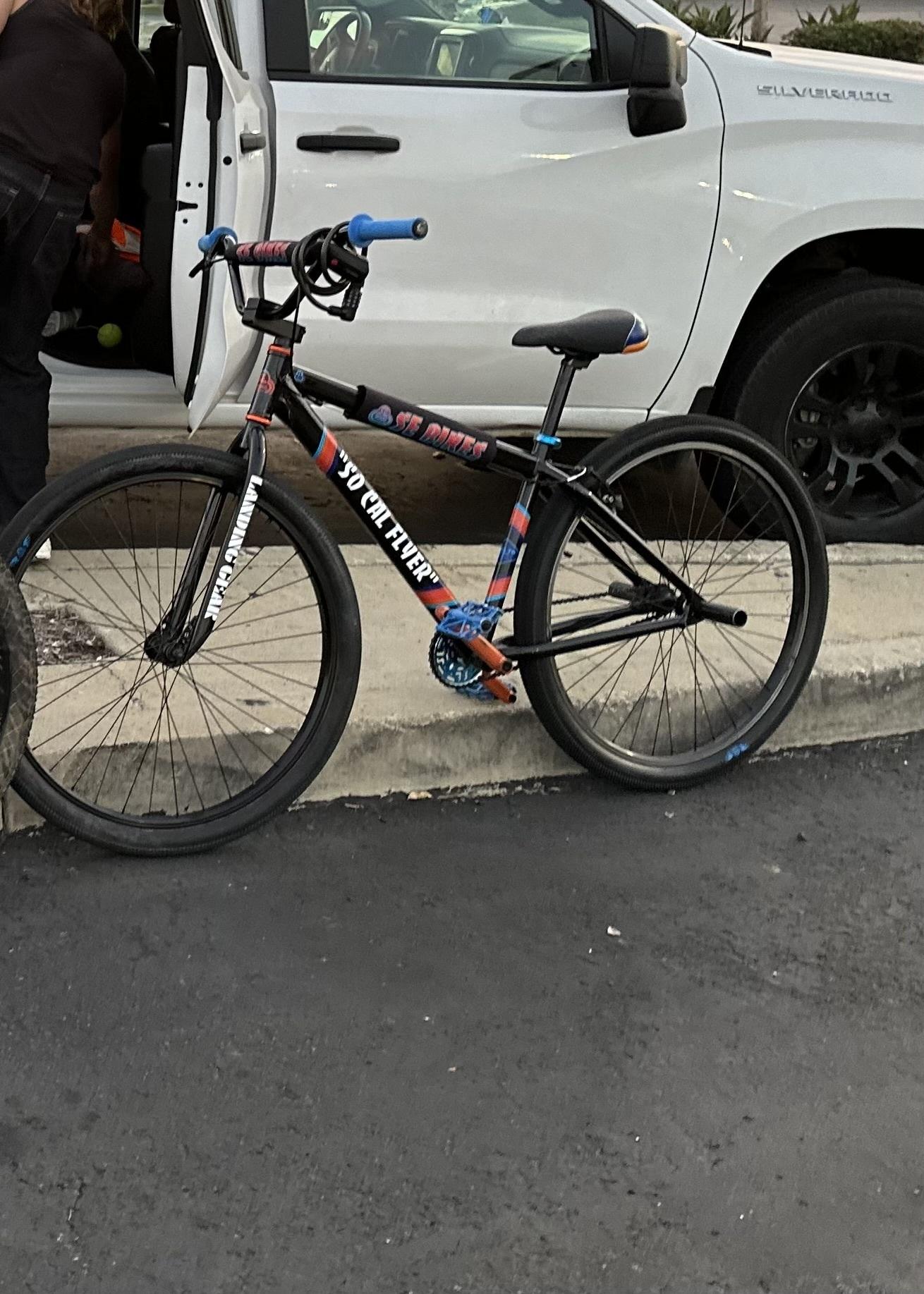 2017 SE Bikes Big Flyer Black and Blue