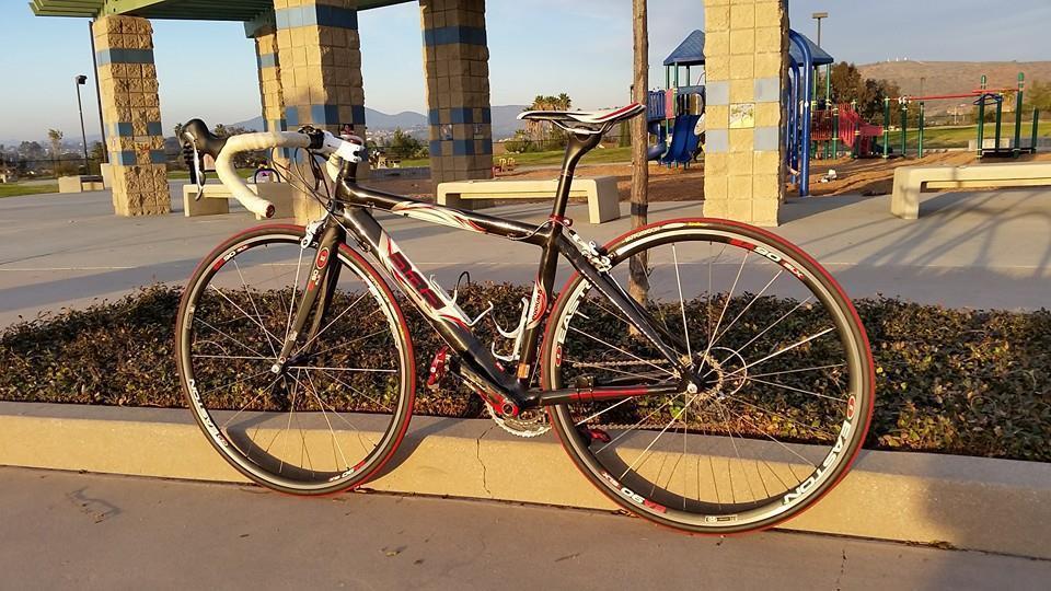 2007 Diamondback PODIUM 5  Black, White, and Red