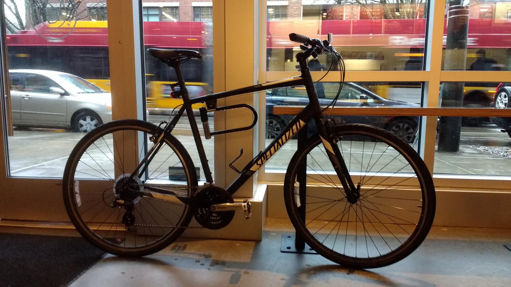 2016 Specialized Sirrus Black