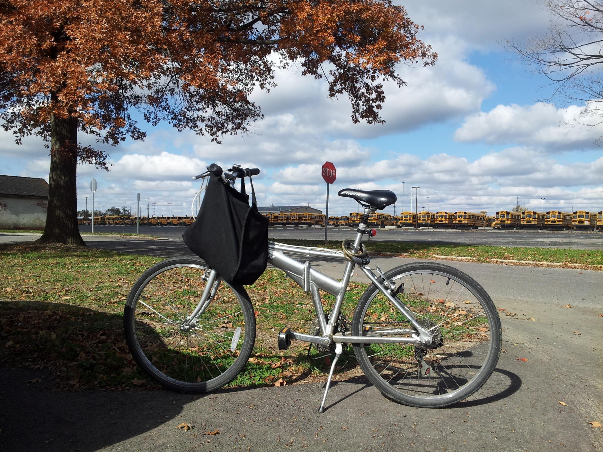 2004 Dahon Espresso  Silver or Gray
