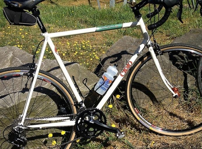 2013 Cielo Sportif  White