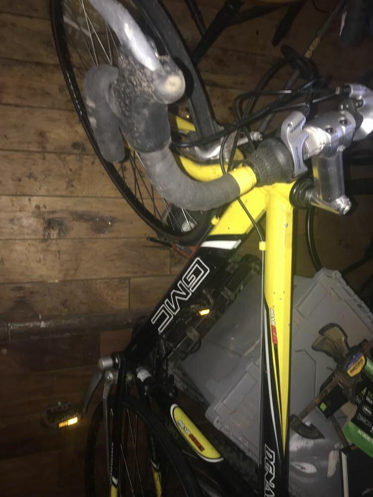 GMC Road series Black and Yellow or Gold