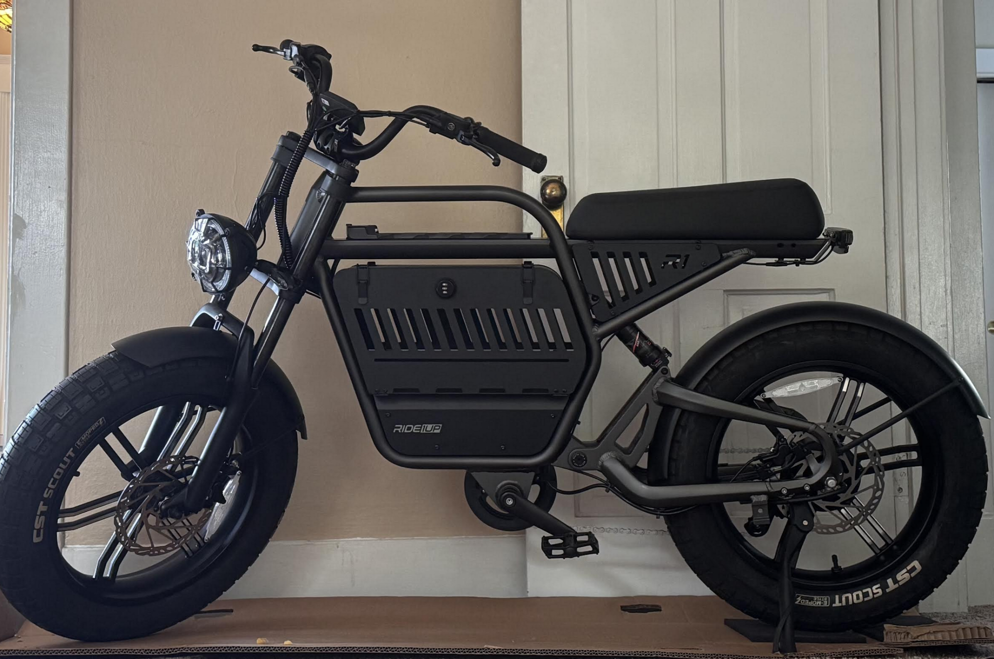 2025 Ride1Up Rev1 Blue