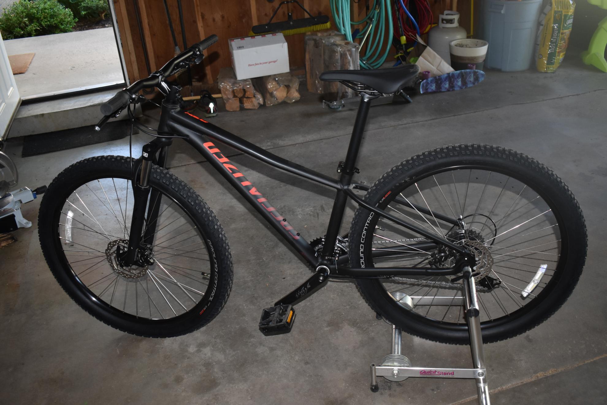 2020 Specialized Pitch Black