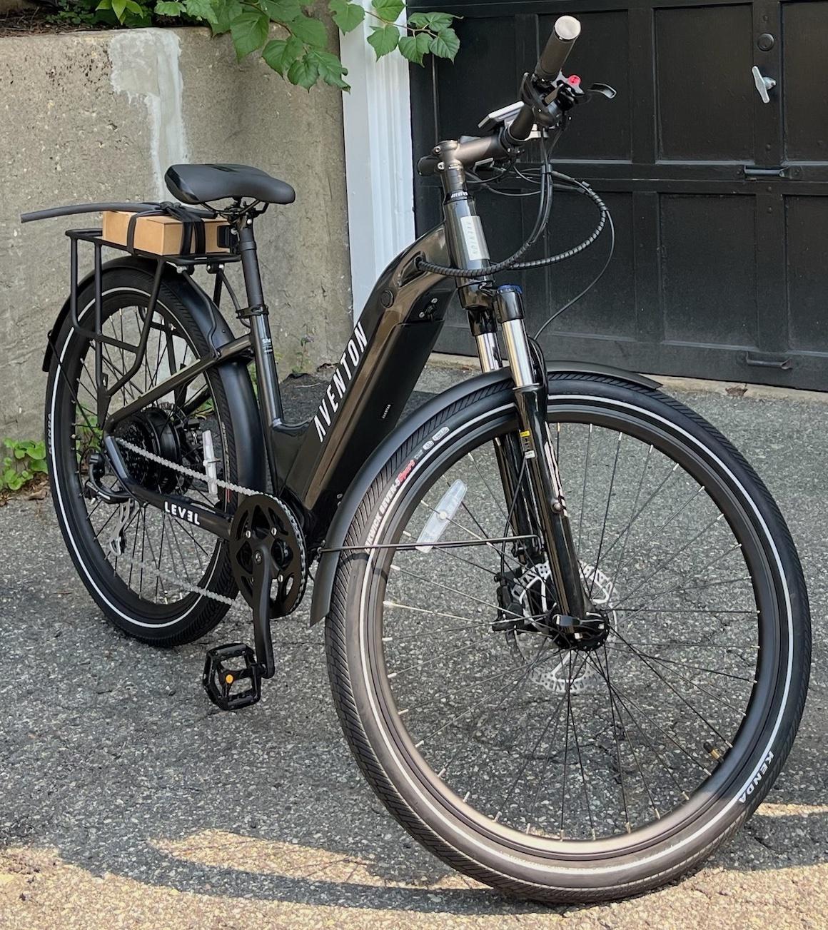 2021 Aventón Level Step Through Black