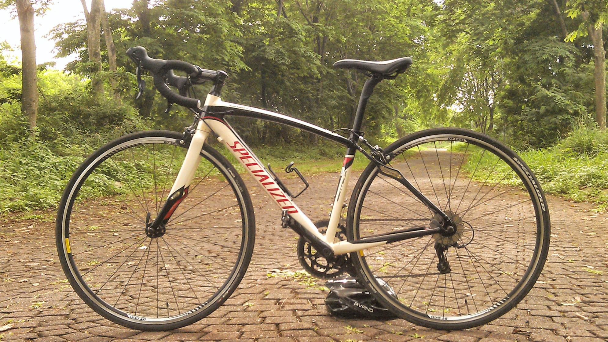 2011 Specialized Secteur Comp Compact tandem White and Black