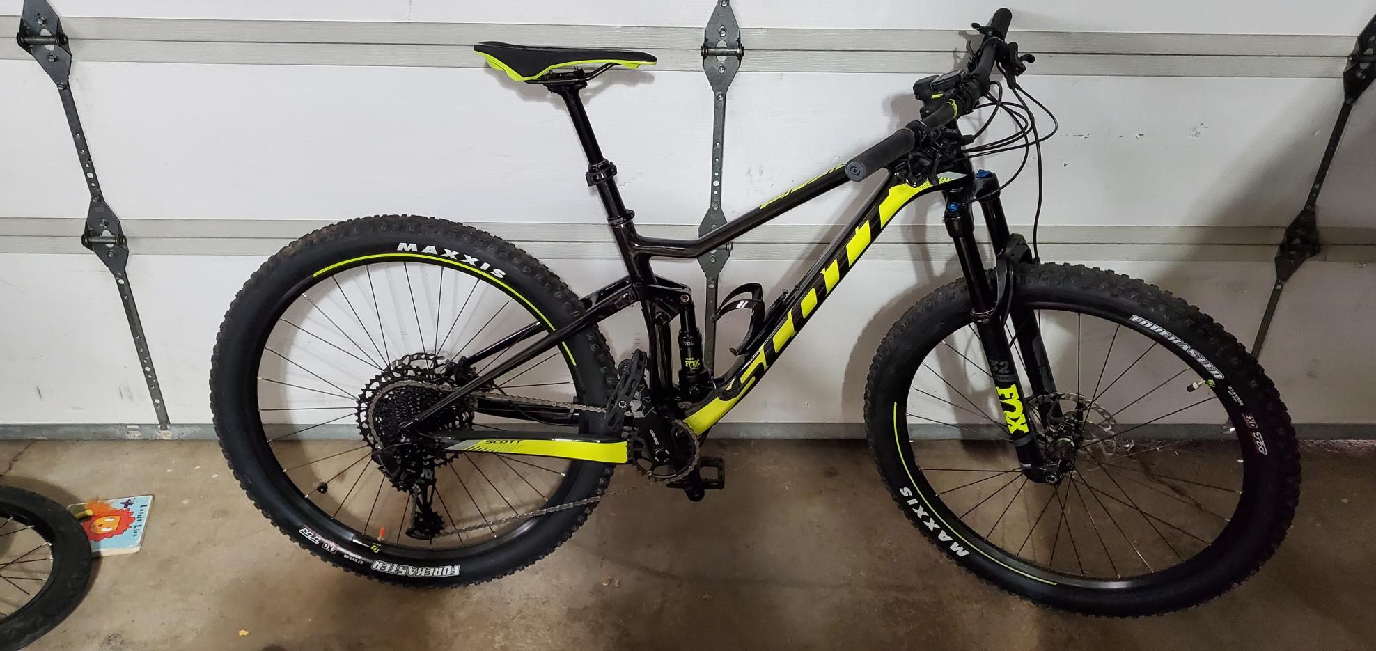 2020 SCOTT Spark Pro Black