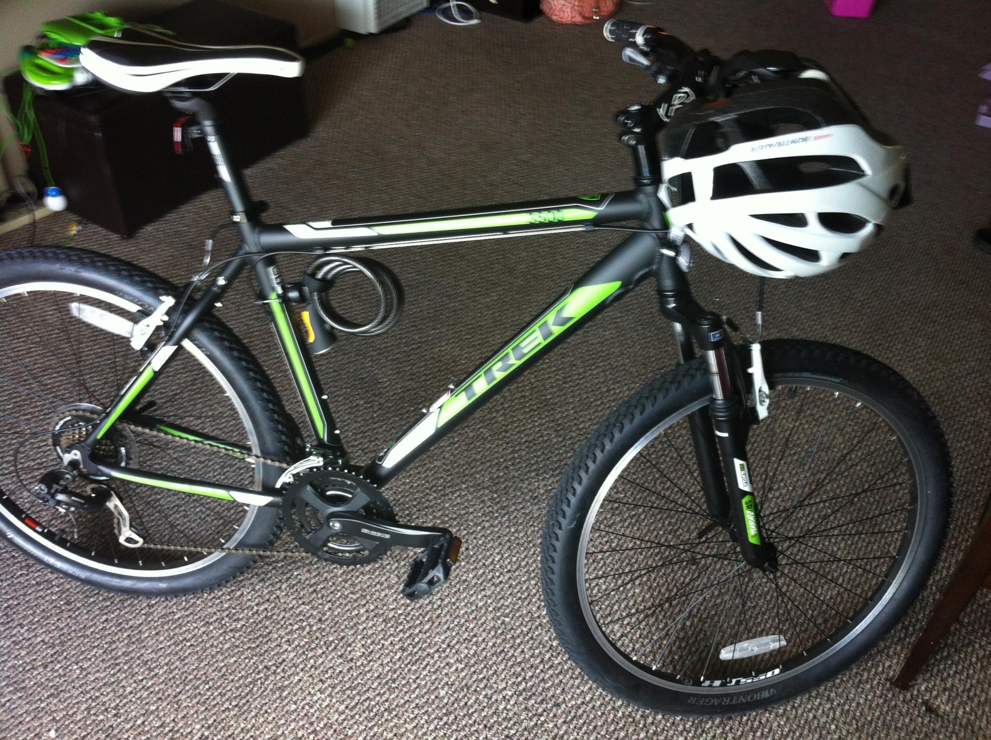 2014 Trek 3500  Black and Green