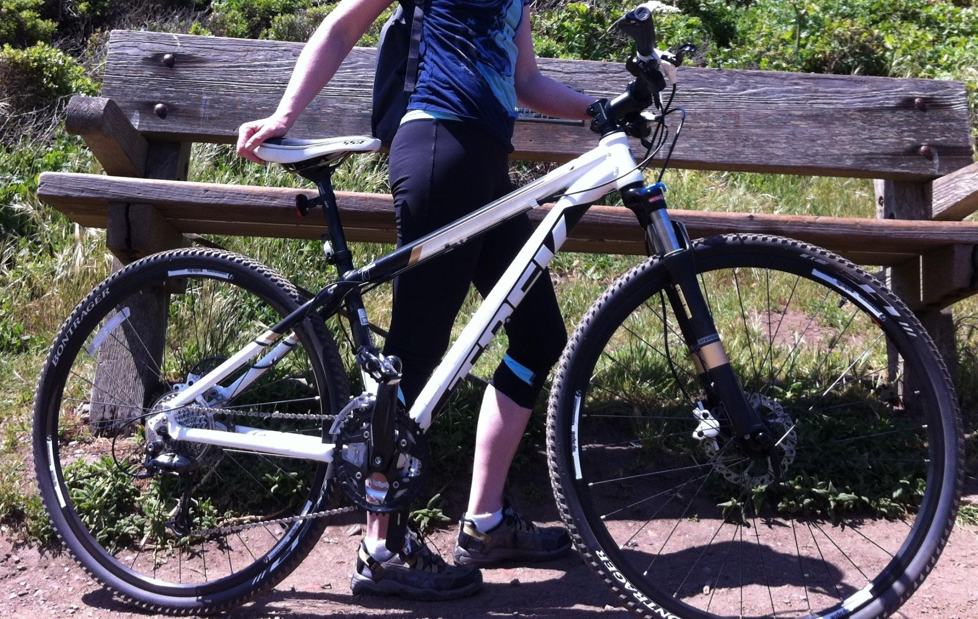 Trek 8.4 DS White, Black, and Yellow or Gold