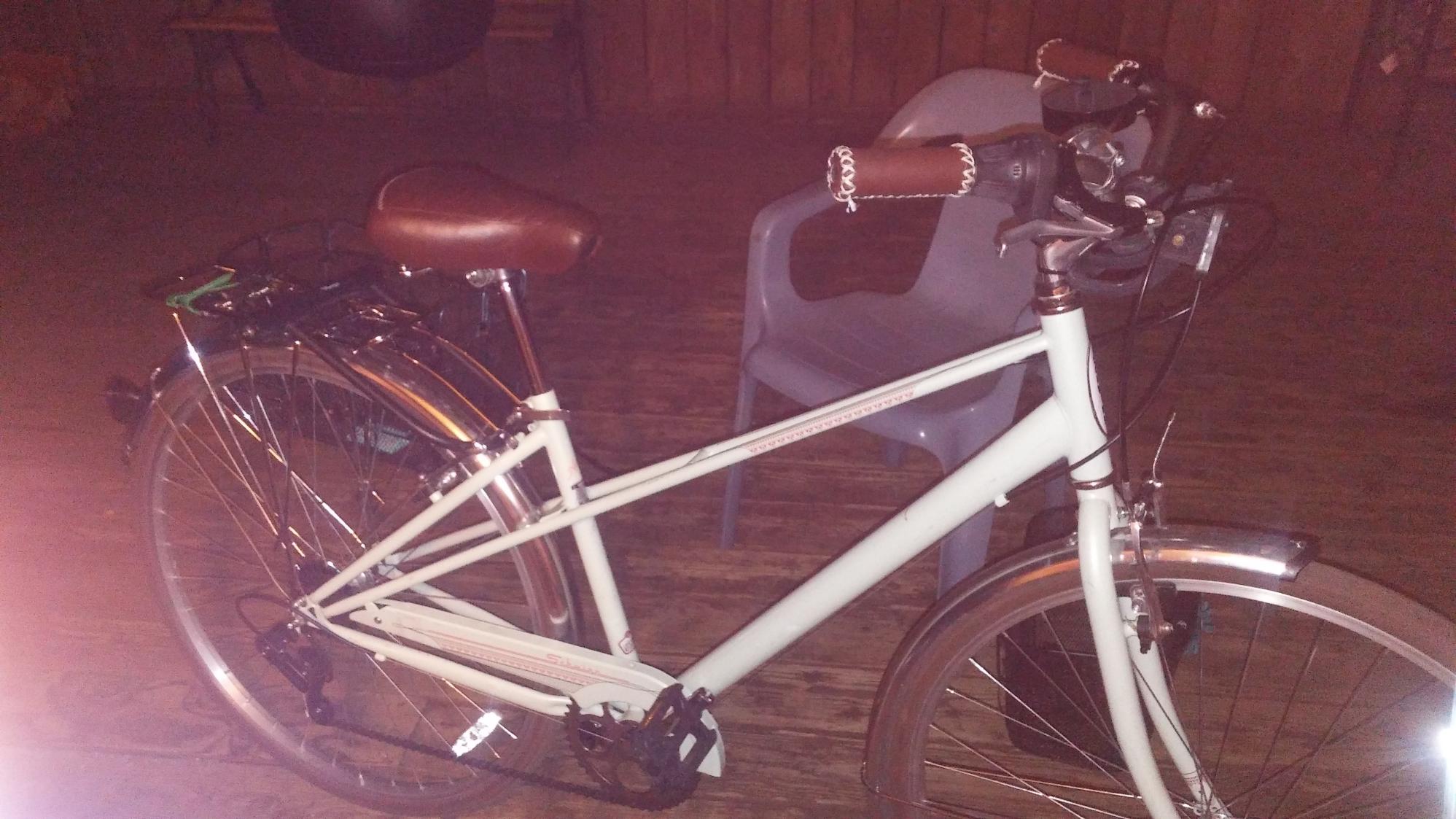 2016 Schwinn Admiral Teal