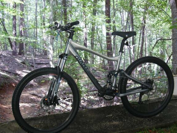 Giant Trance 2 Silver or Gray