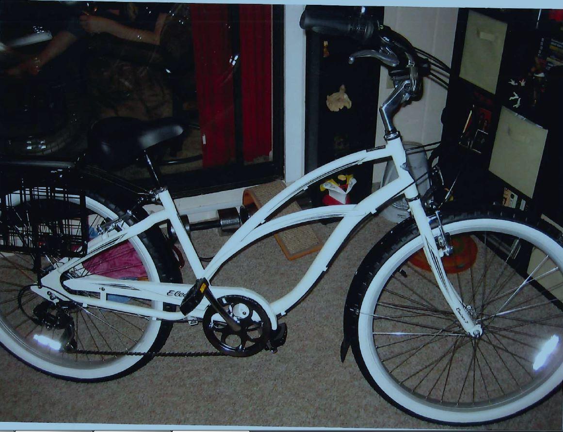 2012 Electra Bicycle Company Lady Cruiser 70  White