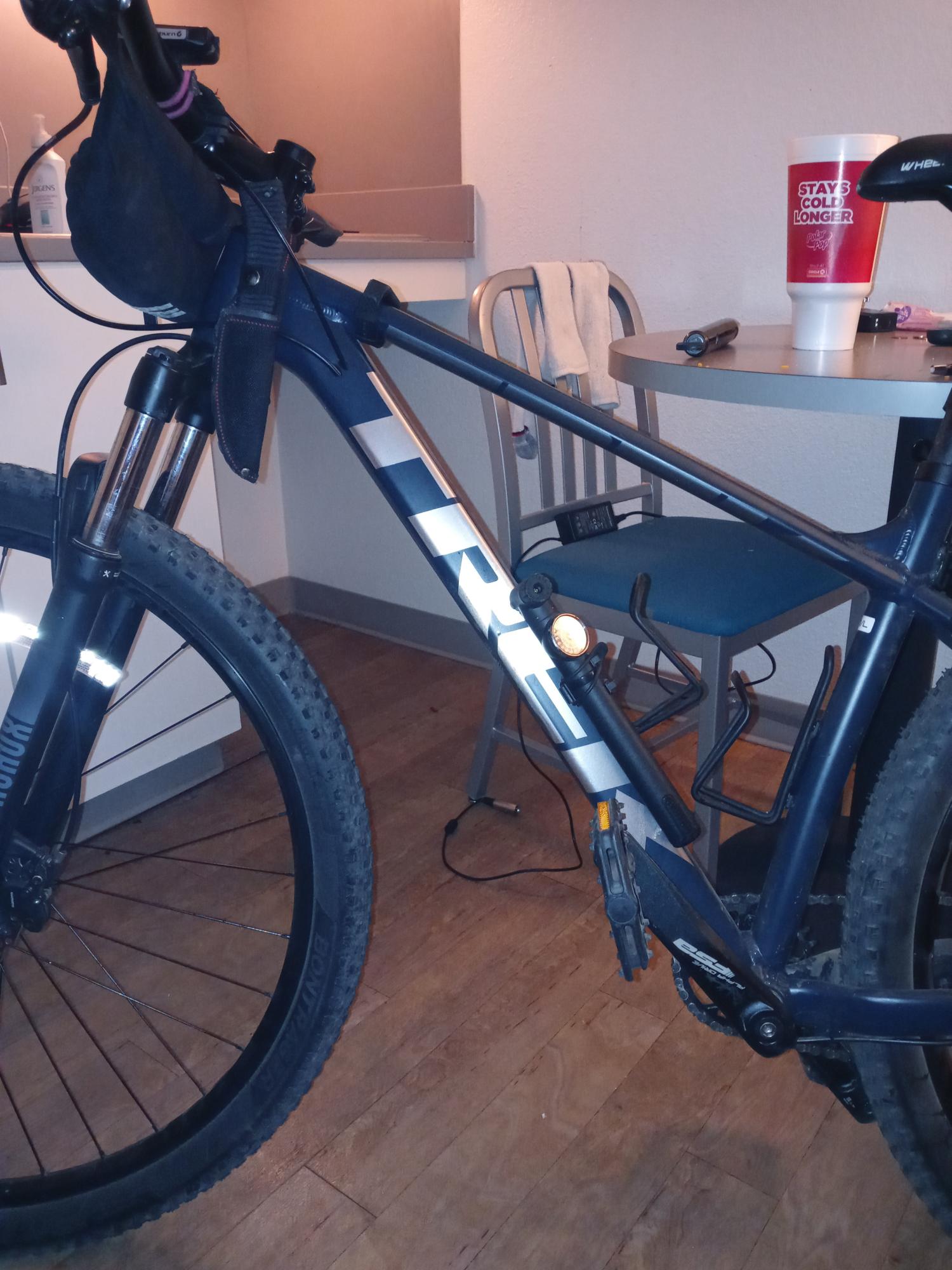 2021 Trek Marlin 7 Black and Silver, gray or bare metal