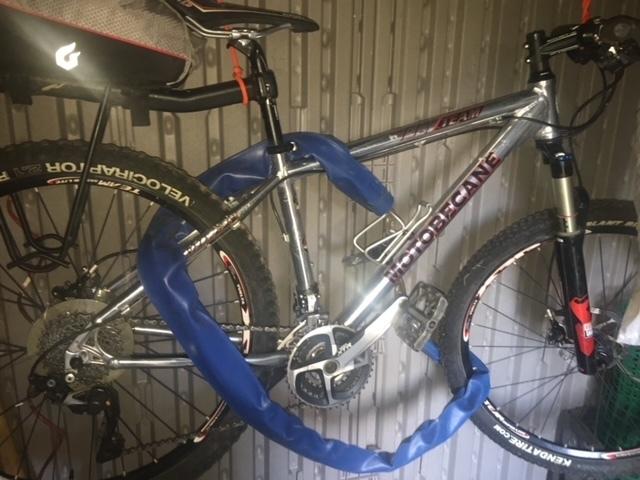 2013 Motobecane Fly Team Silver, gray or bare metal