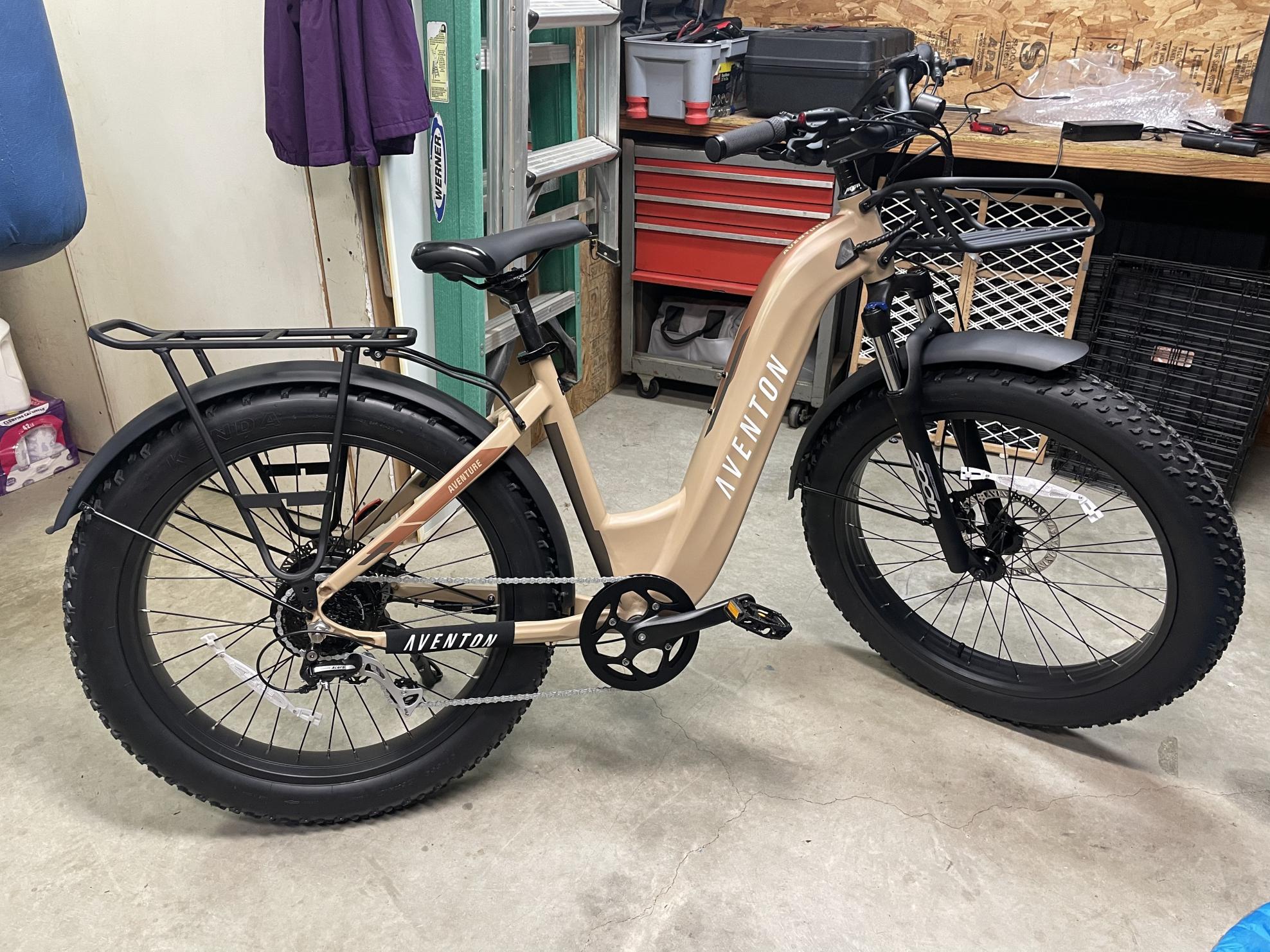 2021 Aventón Aventure Brown