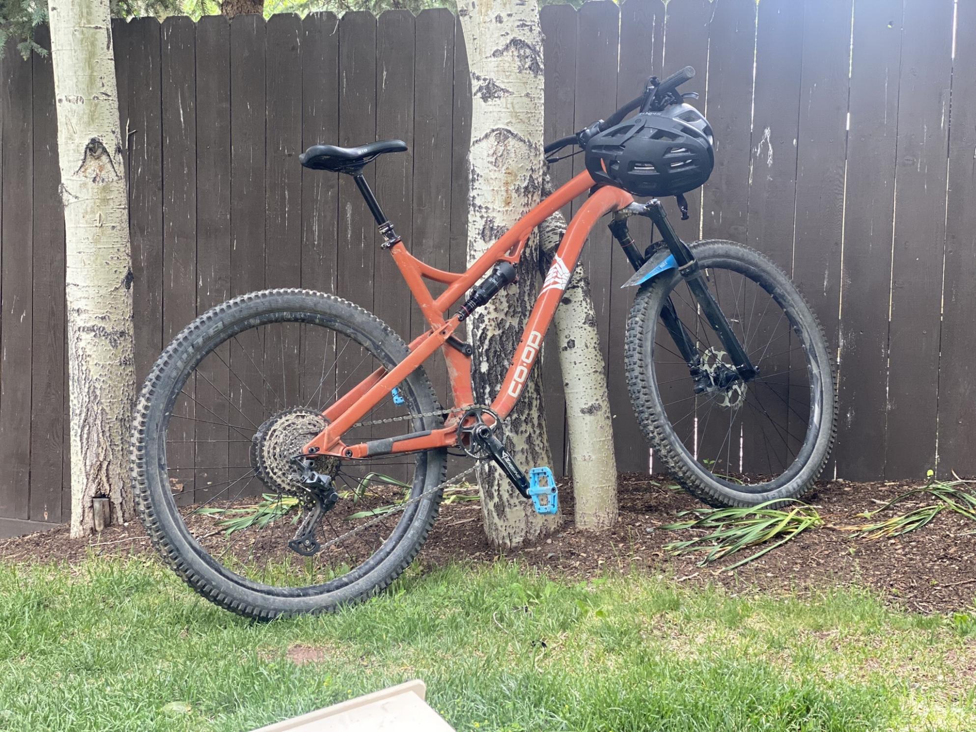 2022 REI DRT 3.3 Orange