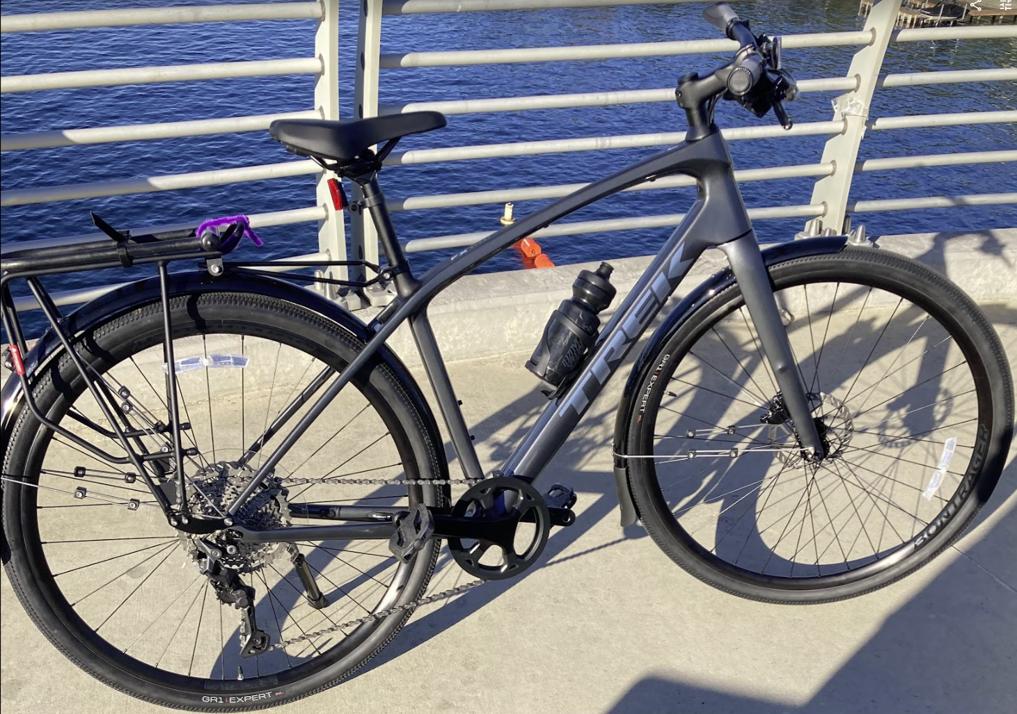 2023 Trek FX Sport 4 Silver, gray or bare metal