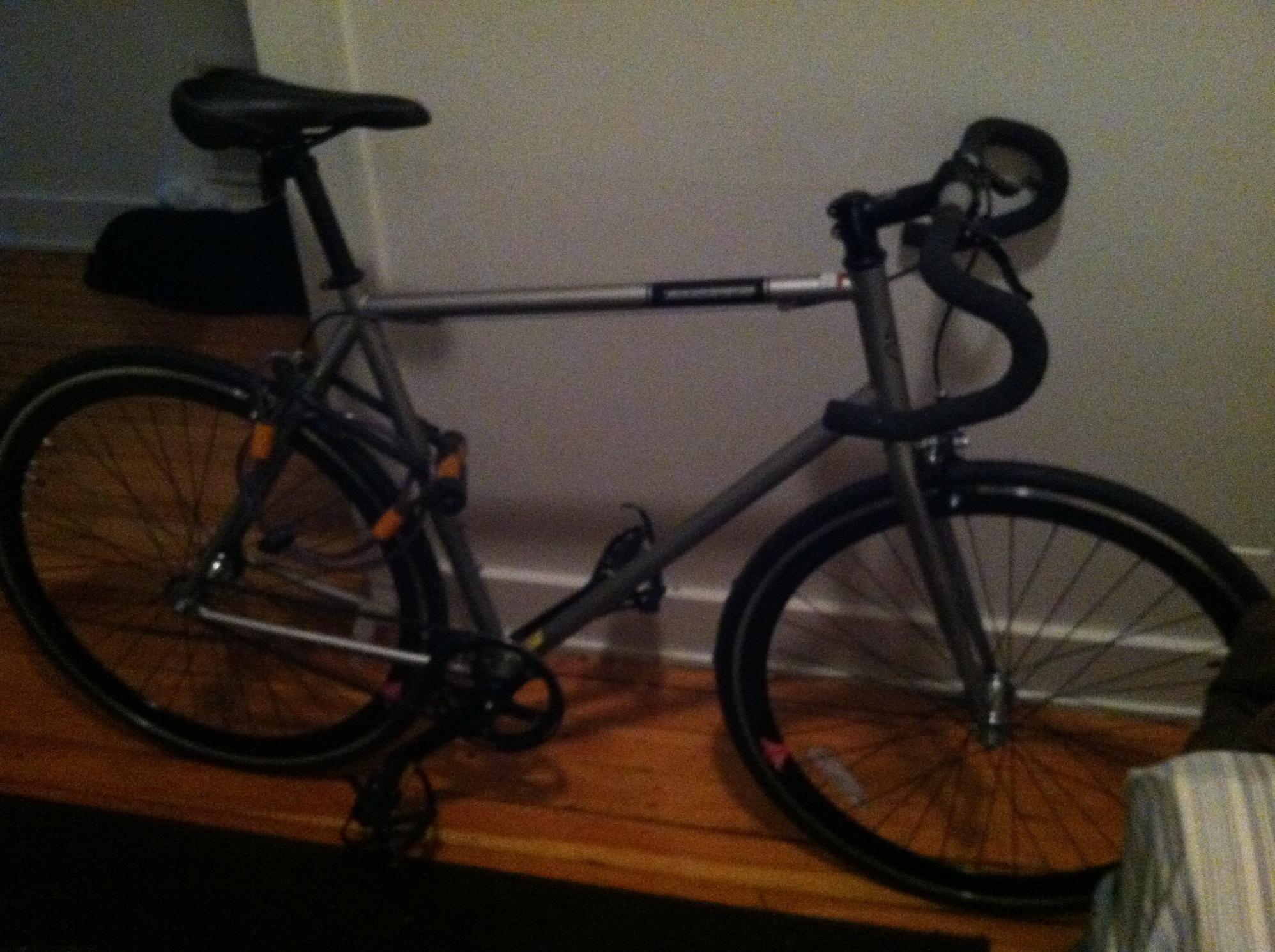 Torker V District Satin  Silver or Gray