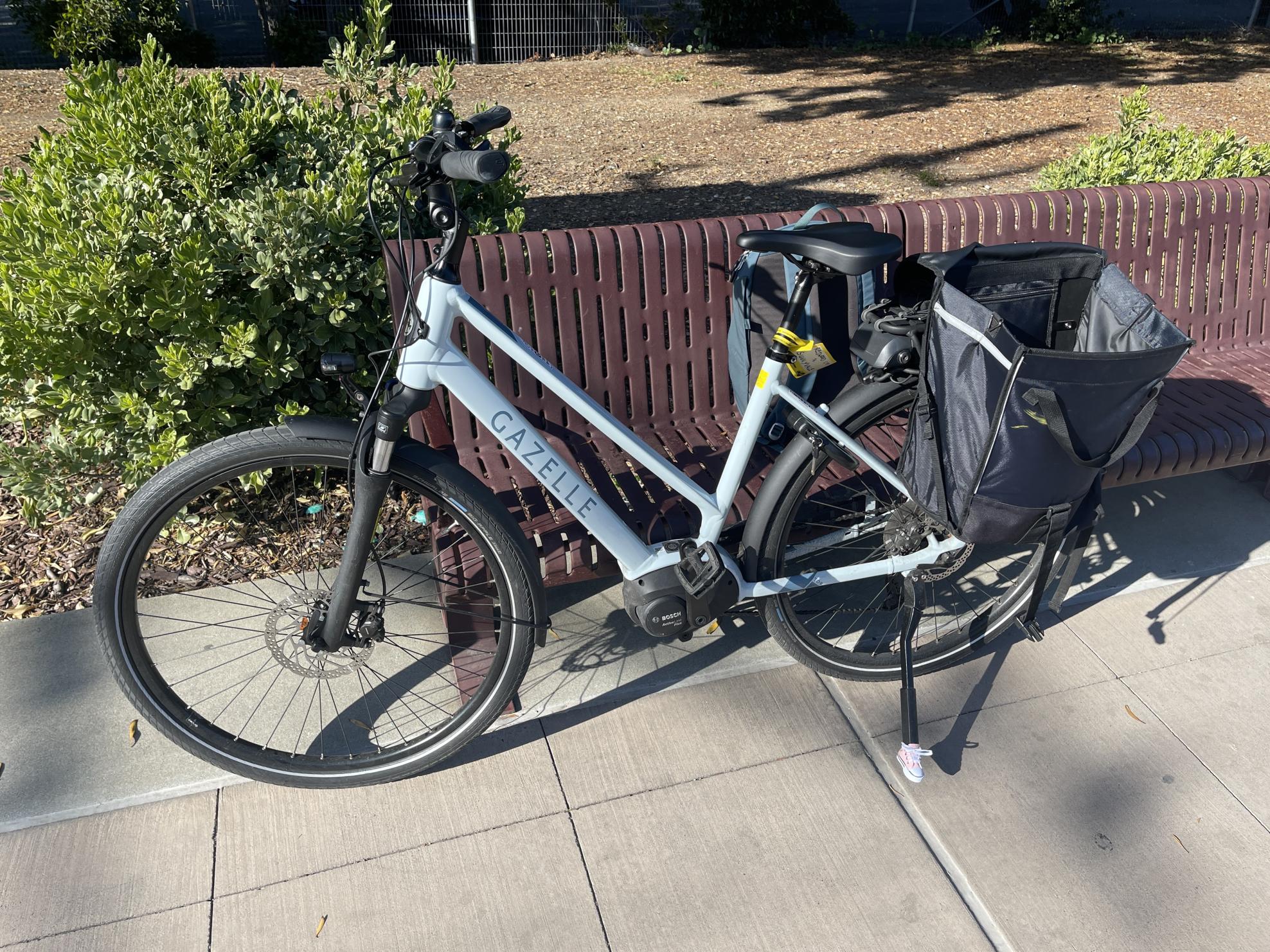 2022 Gazelle Medeo City T9 HMB Blue