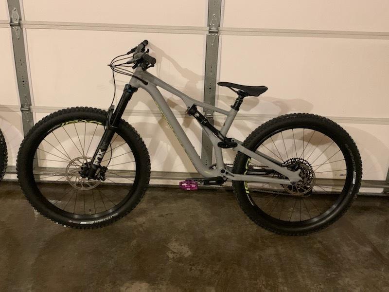 2020 Specialized Stumpjumper FSR COMP 27.5 Silver, gray or bare metal and Yellow or Gold