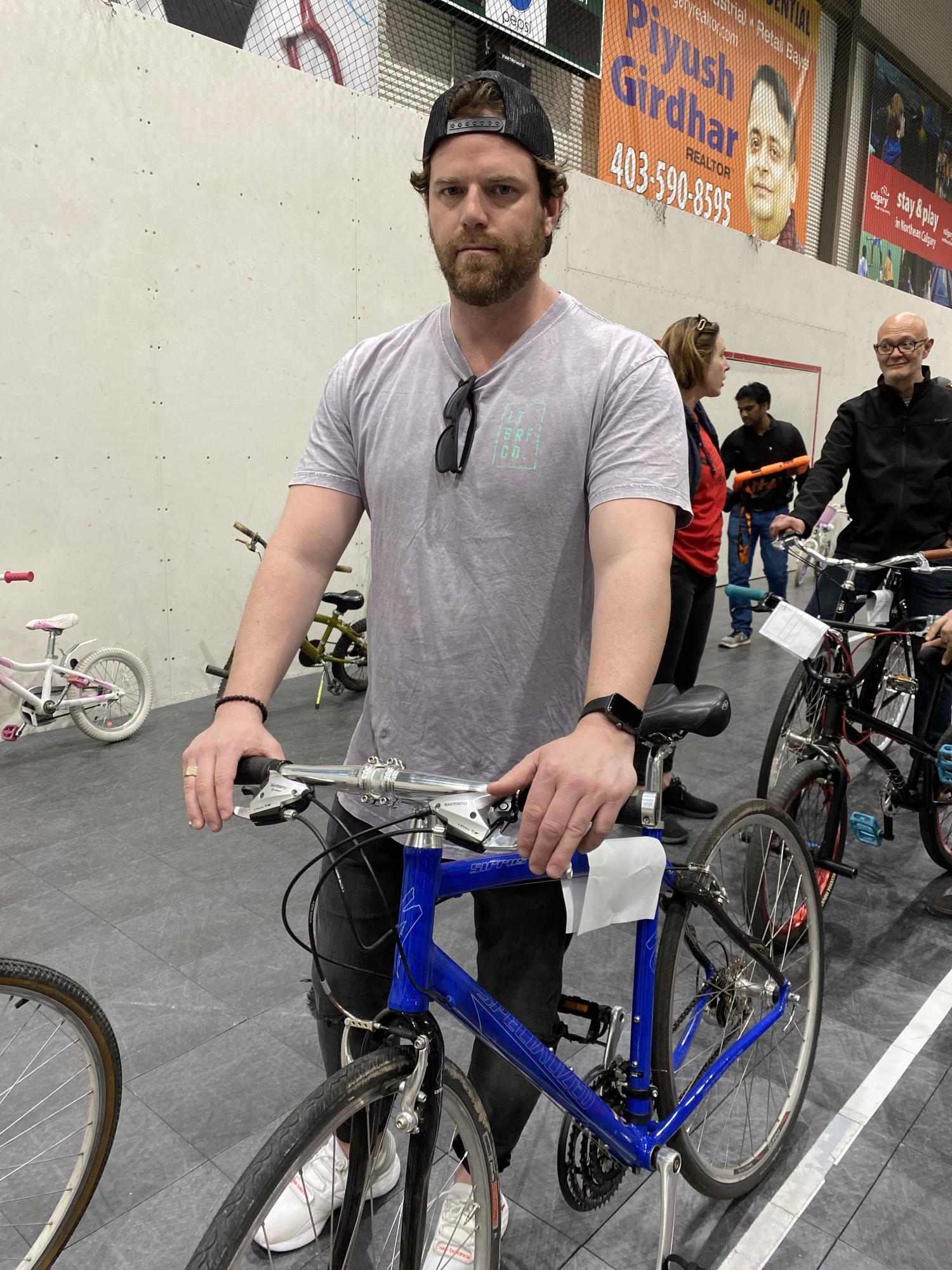 Specialized Sirius sport Blue