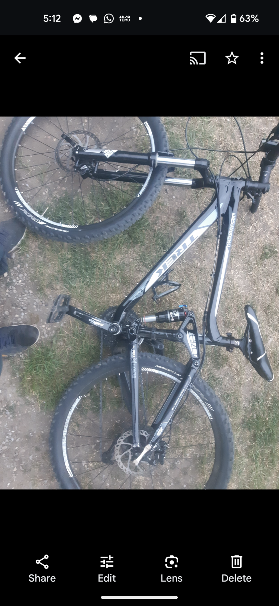 2012 Trek Vps plotpro Black and White