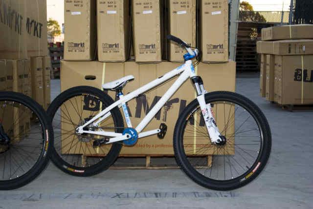 2008 Black Market 357 COMPLETE  Black