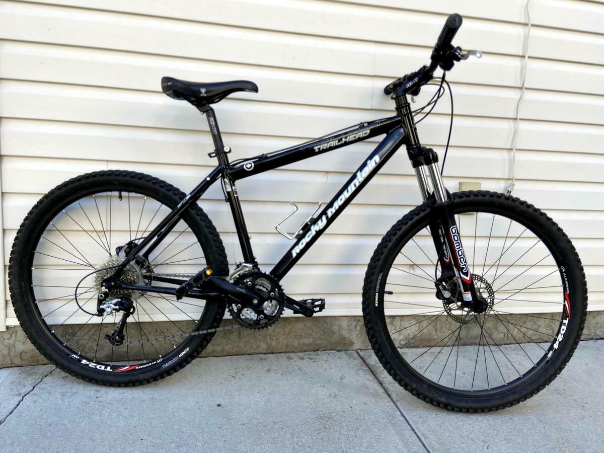 2008 Rocky Mountain Bicycles trailhead Black