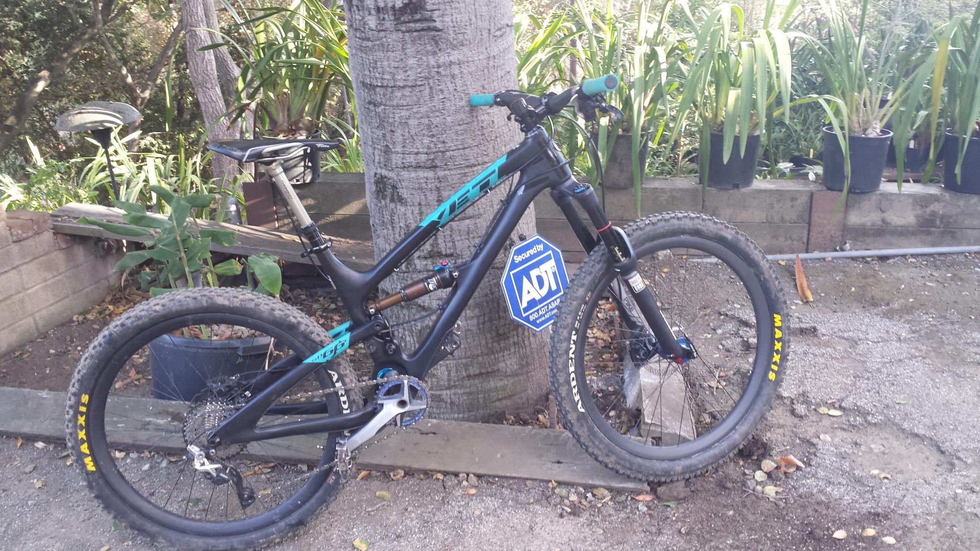 2015 Yeti SB-66  Black