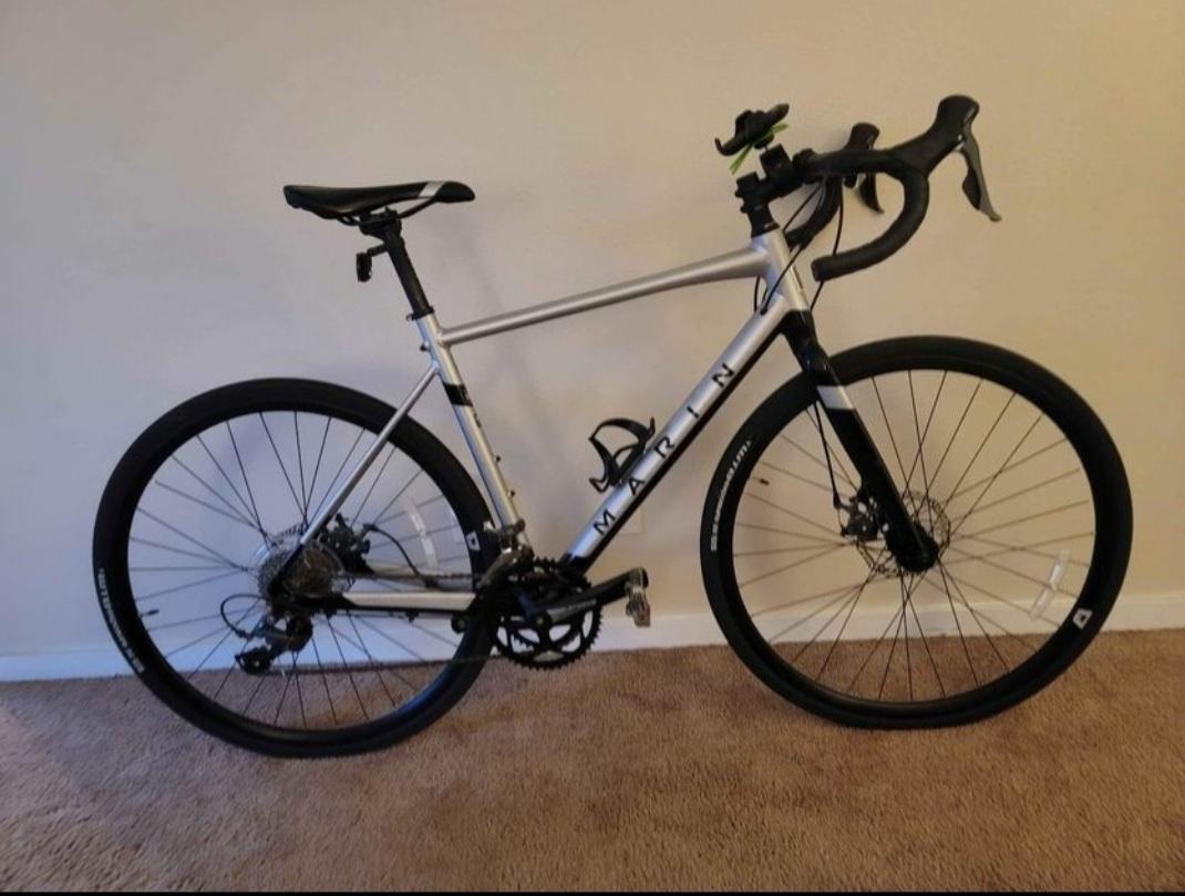 2021 Marin Bikes Gestalt Silver, gray or bare metal