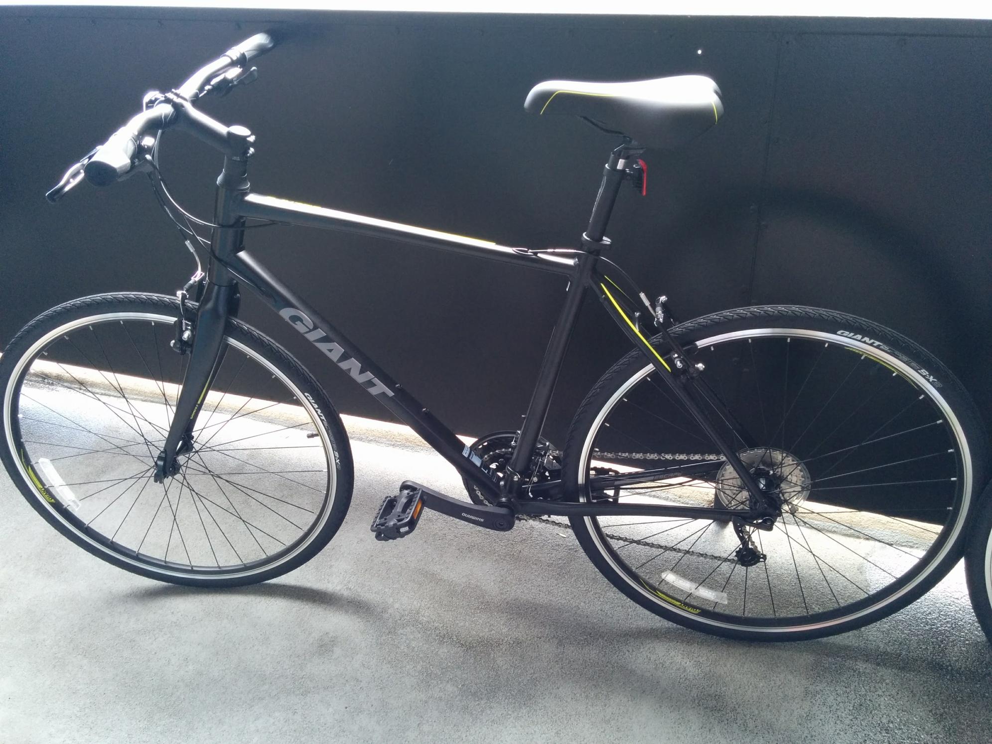 Giant Escape 1 Black