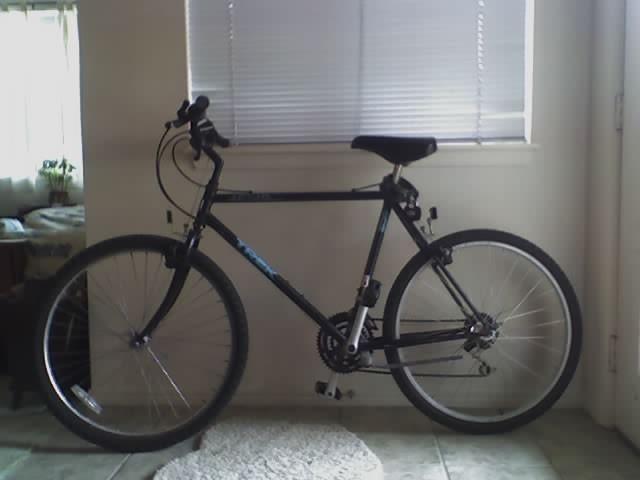 Trek 800 Antelope  Black