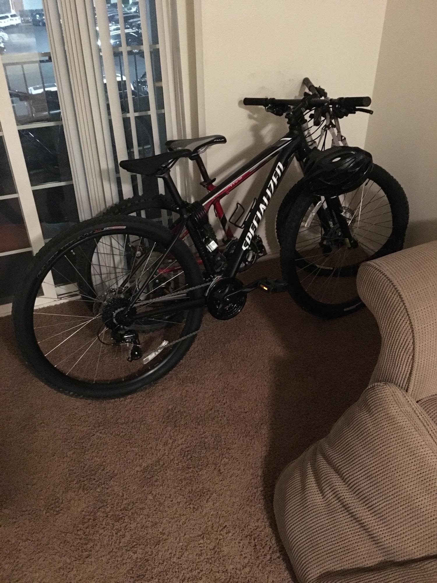 2016 Specialized Rockhopper Black