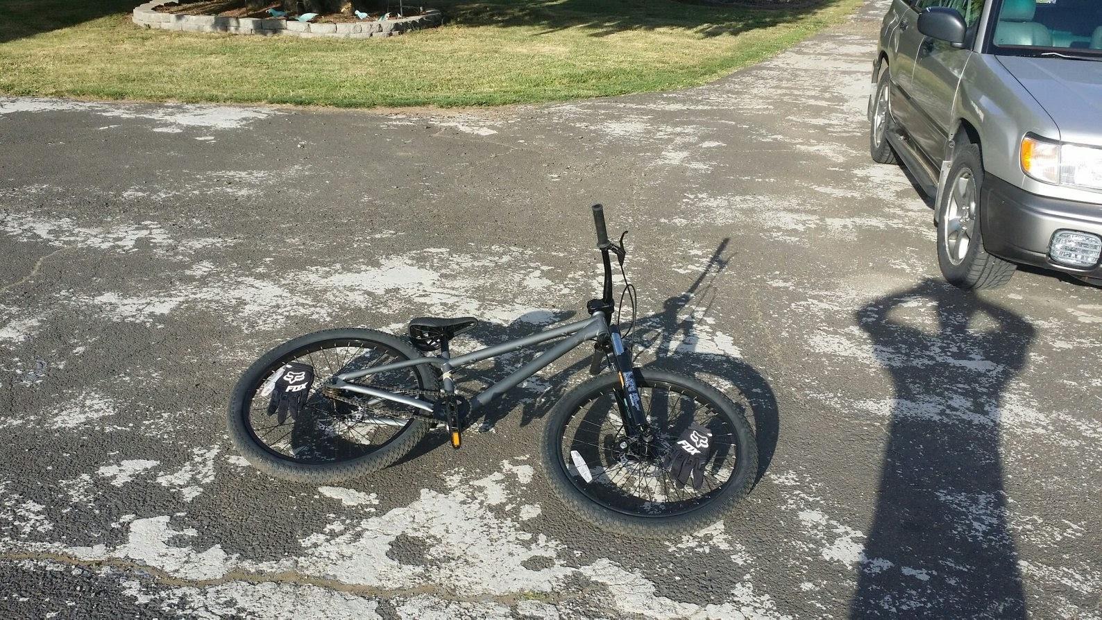 2016 Norco Bikes Ryde 24