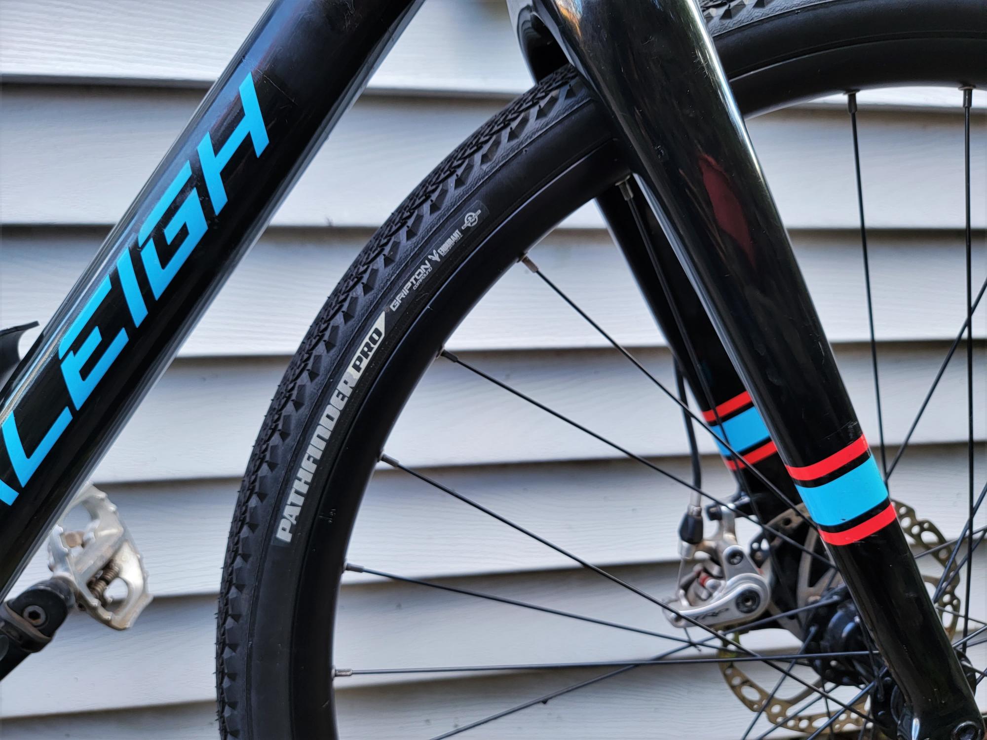 2017 Raleigh Roker Sport Black