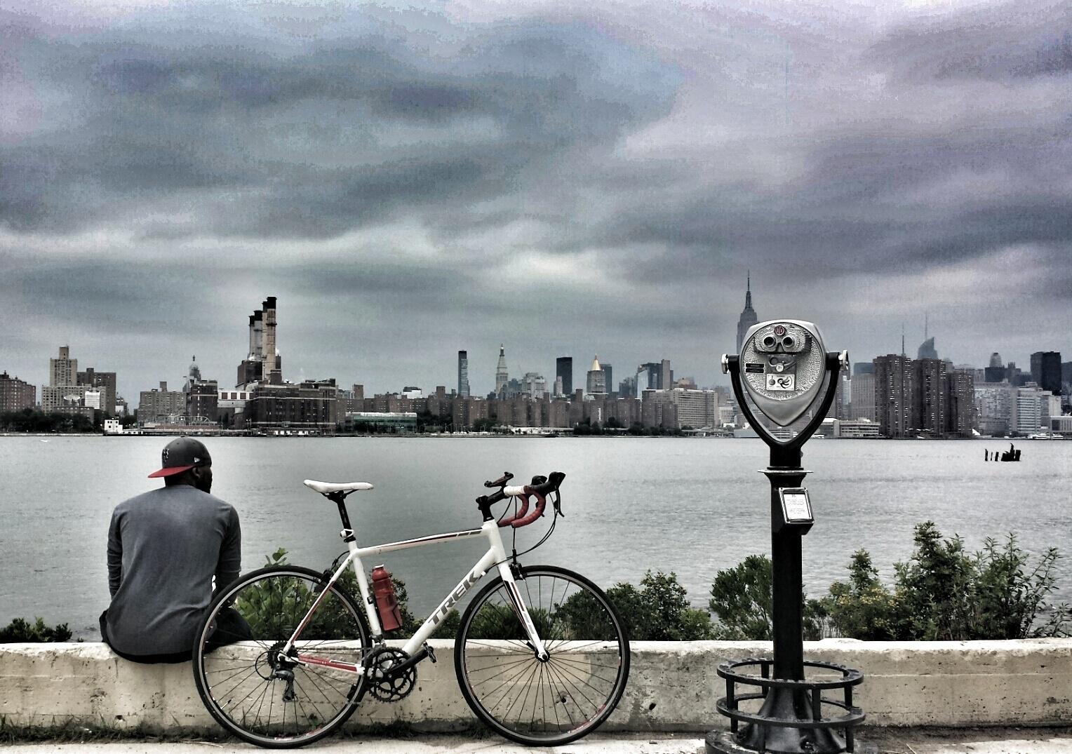 2013 Trek 1.1 White and Silver or Gray