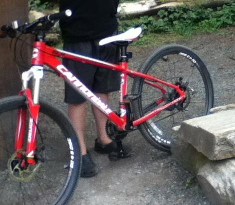 2012 Cannondale Trail SL 4  Red